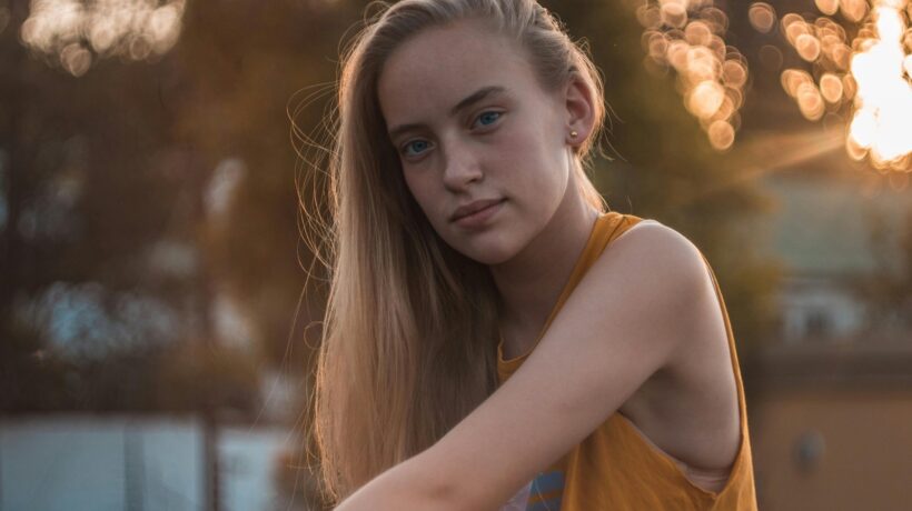 Performancia a happening v konceptuálnom umení: Telo, akcia a efemérne umenie