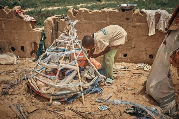 Slovenské nárečia: Fonetické a morfologické špecifiká východo, stredoa západoslovenčiny