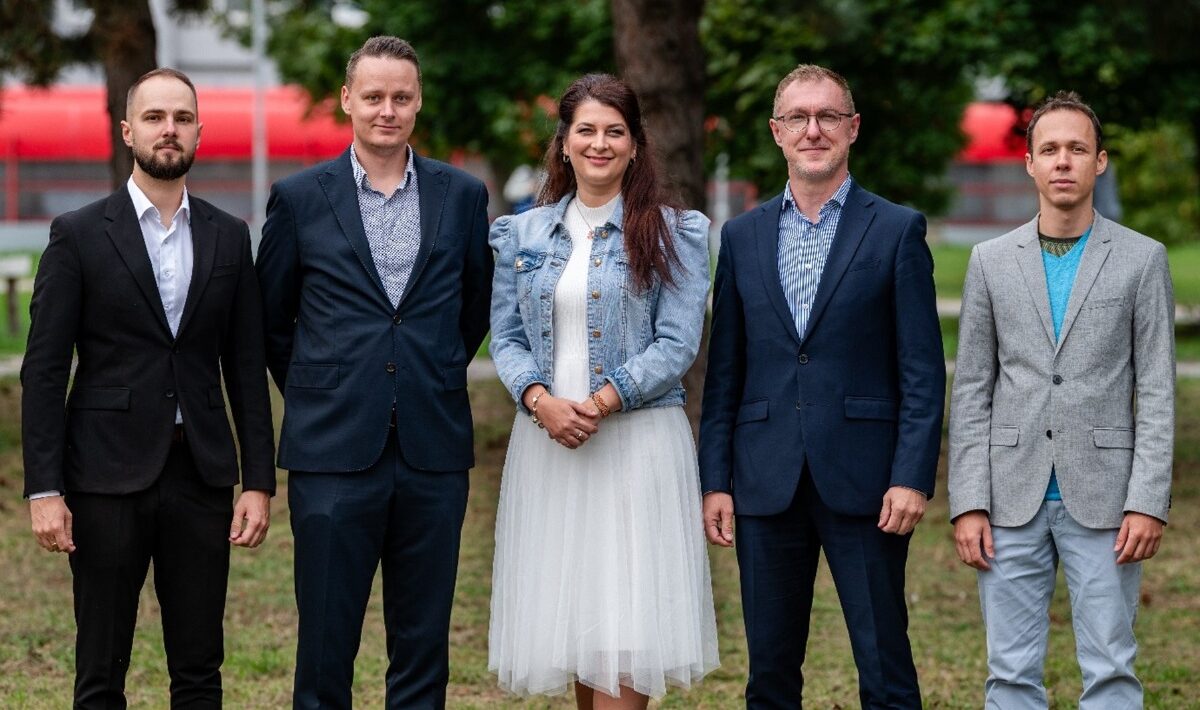 Využívanie AI môže negatívne ovplyvniť kognitívne schopnosti mladých ľudí